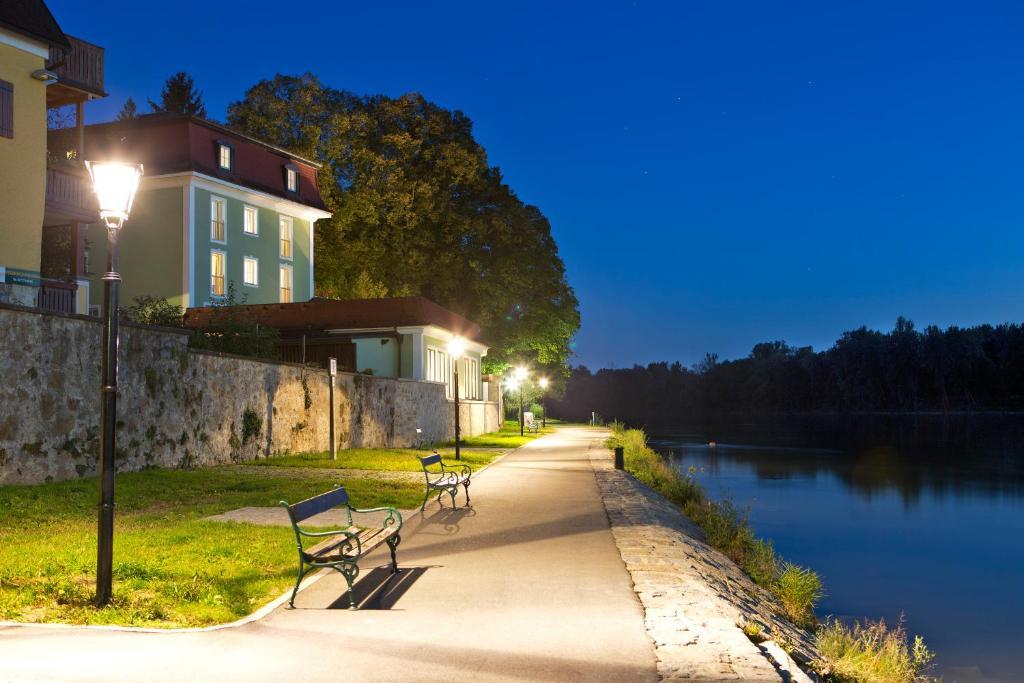 Gesundheitshotel Gugerbauer Schaerding Bagian luar foto